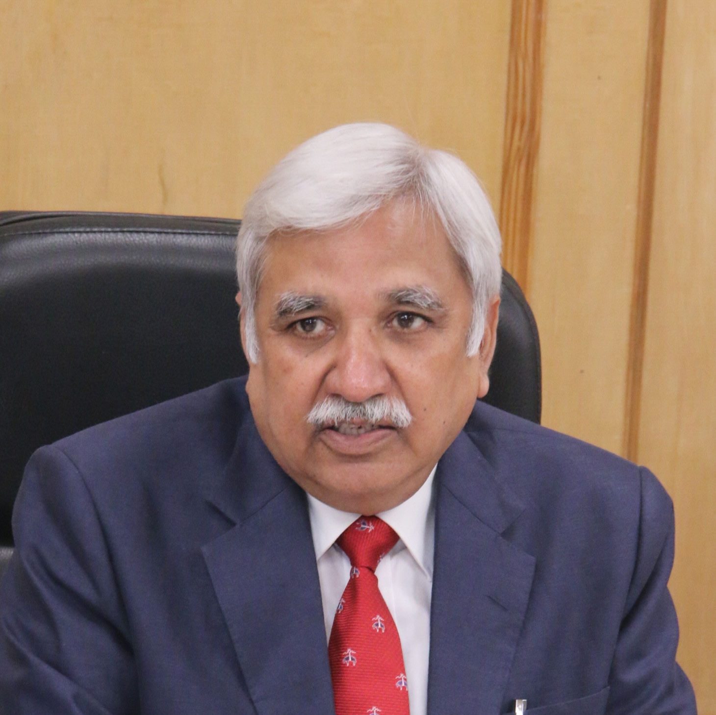 Shri Sunil Arora